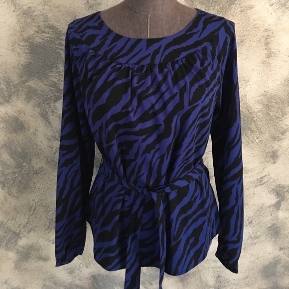Ninety Tops - Ninety Blue & Black Long-sleeve Belted Print Blouse Small NWOT